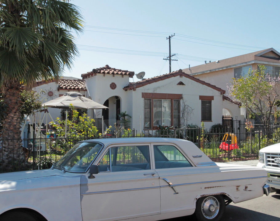 2752-2754 E 58th St in Huntington Park, CA - Building Photo