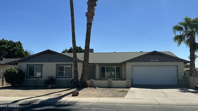 4639 W Ruth Ave