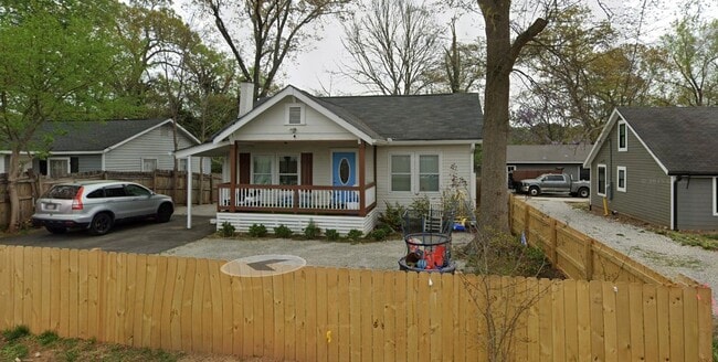 1661 Joyner Ave SE