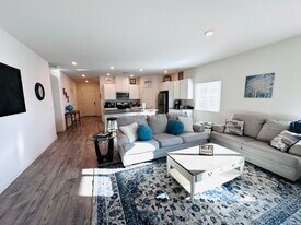 950 Kathryn Ct, Unit 1 in Fernley, NV - Building Photo