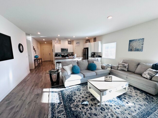 property at 950 Kathryn Ct