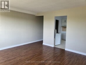 109 Gowan St in Barrie, ON - Building Photo - Building Photo