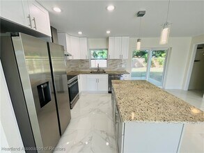 118 Sharon Ave in Sebring, FL - Building Photo - Building Photo