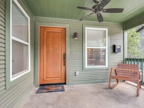 1313 Garden St in Austin, TX - Building Photo - Building Photo