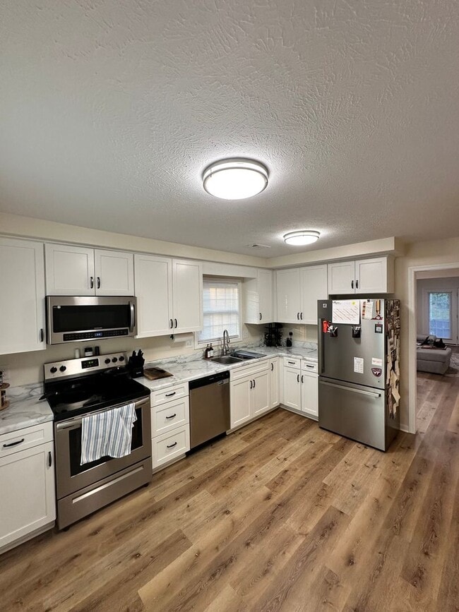 1641 York Dr NW in Christiansburg, VA - Building Photo - Building Photo