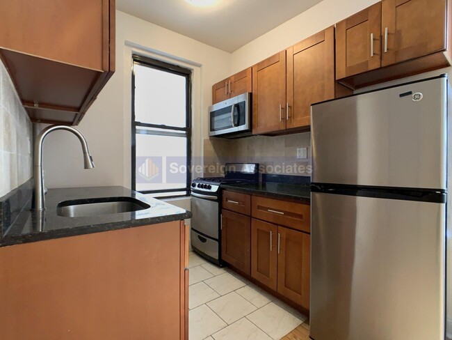 555 W 156th St in New York, NY - Building Photo - Building Photo