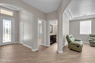 1807 Dana Gray St in El Paso, TX - Building Photo - Building Photo