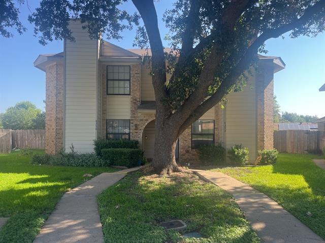 property at 4336 Hulen Cir E