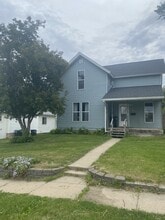 435 16th St in Marion, IA - Building Photo - Building Photo