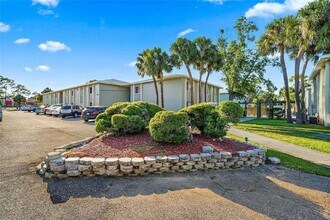 379 47th Ave N in St. Petersburg, FL - Building Photo - Building Photo