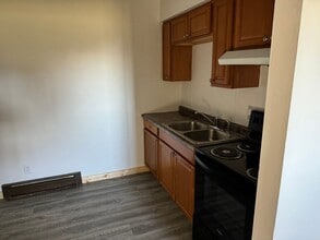 Crown Point Apartments in Tama, IA - Building Photo - Interior Photo
