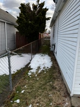 1326 Davis St in Ypsilanti, MI - Building Photo - Building Photo