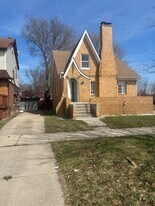 15065 Gilchrist St in Detroit, MI - Building Photo