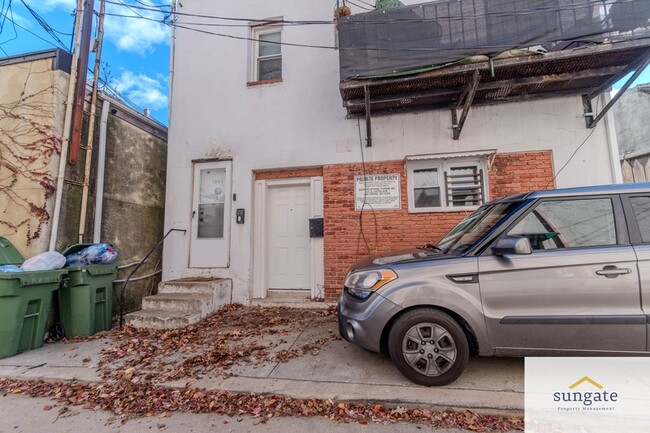 208 Lloyd St in Baltimore, MD - Building Photo - Building Photo