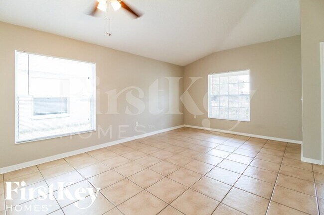3924 Benson Park Blvd in Orlando, FL - Foto de edificio - Building Photo