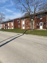 333 Tonkin Ct in Kent, OH - Building Photo - Building Photo