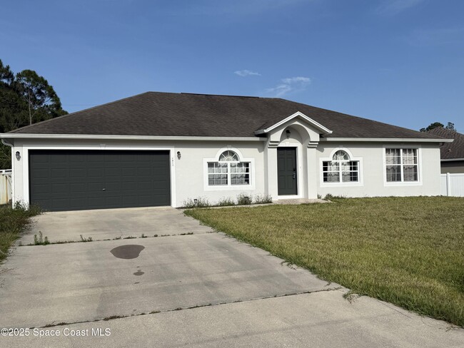 property at 1815 Dragon Rd SE