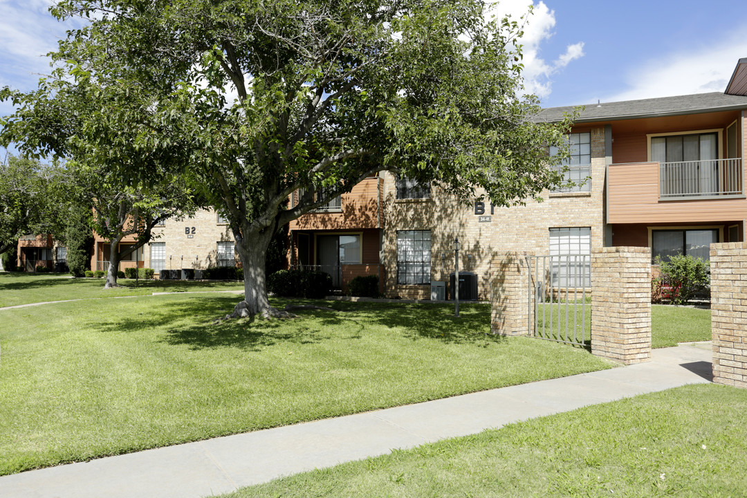 Appleridge Apartments in Odessa, TX - Building Photo