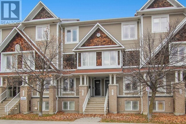 393 Chapman Mills Dr in Ottawa, ON - Building Photo - Building Photo