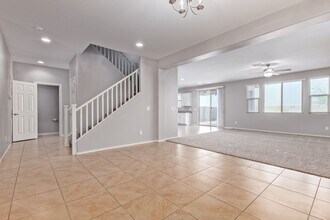 2420 W Chinook Dr in San Tan Valley, AZ - Building Photo - Building Photo