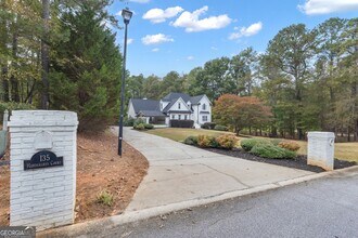 135 Handshaker Ct in Fayetteville, GA - Building Photo - Building Photo