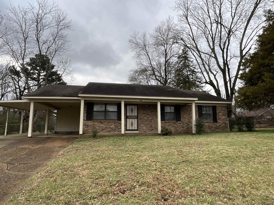 3437 Ridgemont Ave in Memphis, TN - Building Photo