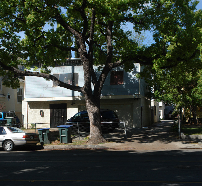 853 Los Robles Ave in Pasadena, CA - Building Photo - Building Photo