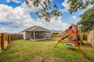 161 Syrah Ct in Leander, TX - Building Photo - Building Photo