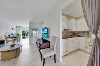 1967 S Ocean Blvd in Pompano Beach, FL - Building Photo - Building Photo