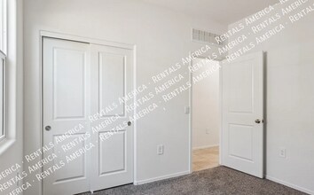 4989 E Umber Rd in San Tan Valley, AZ - Building Photo - Building Photo