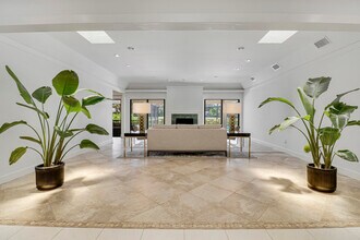 5740 SE Winged Foot Dr in Stuart, FL - Building Photo - Building Photo
