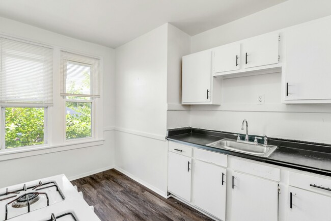 property at 13433 Hazelridge St