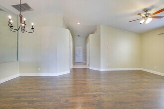 832 NW Greenwich Ct in Port St. Lucie, FL - Building Photo - Building Photo