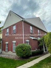 17699 Windflower Dr in Southfield, MI - Building Photo - Building Photo