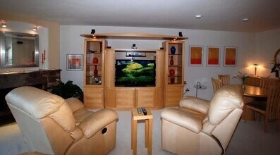 101 Antigua Ct in Coronado, CA - Building Photo - Building Photo