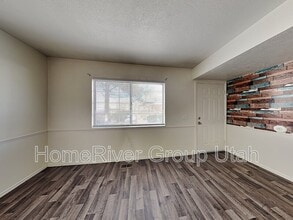 4247 S Hwy 89 in North Salt Lake, UT - Building Photo - Building Photo