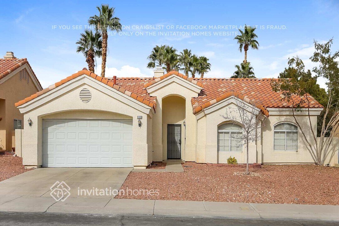 8108 Divernon Ave in Las Vegas, NV - Building Photo