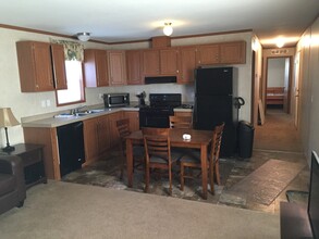 216 2nd St SW in Belfield, ND - Building Photo - Building Photo