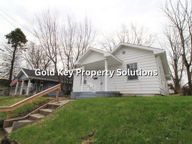 property at 605 W 10th St