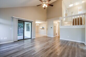 20737 Maxim Pkwy in Orlando, FL - Building Photo - Building Photo