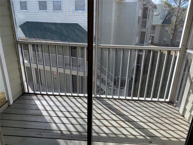 5962 Westgate Dr in Orlando, FL - Building Photo - Building Photo