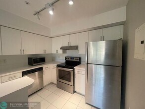 4824 N State Rd 7 in Coconut Creek, FL - Building Photo - Building Photo