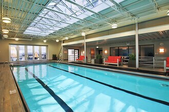 422 E Ohio St in Chicago, IL - Building Photo - Building Photo