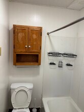 427 Orange St in Springfield, MA - Building Photo - Building Photo