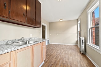 117 Susquehanna Ave in Olyphant, PA - Building Photo - Building Photo