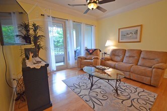 200 River Landing Dr-Unit -107D in Charleston, SC - Building Photo - Building Photo