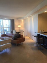 146 W 57th St-Unit -2A in New York, NY - Foto de edificio - Building Photo