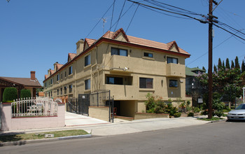 5327 Lexington Ave in Los Angeles, CA - Building Photo - Building Photo