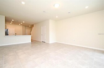 3195 Emerald Acrs Ln in Sanford, FL - Building Photo - Building Photo