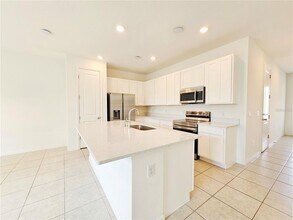 759 Longboat Dr in Davenport, FL - Building Photo - Building Photo